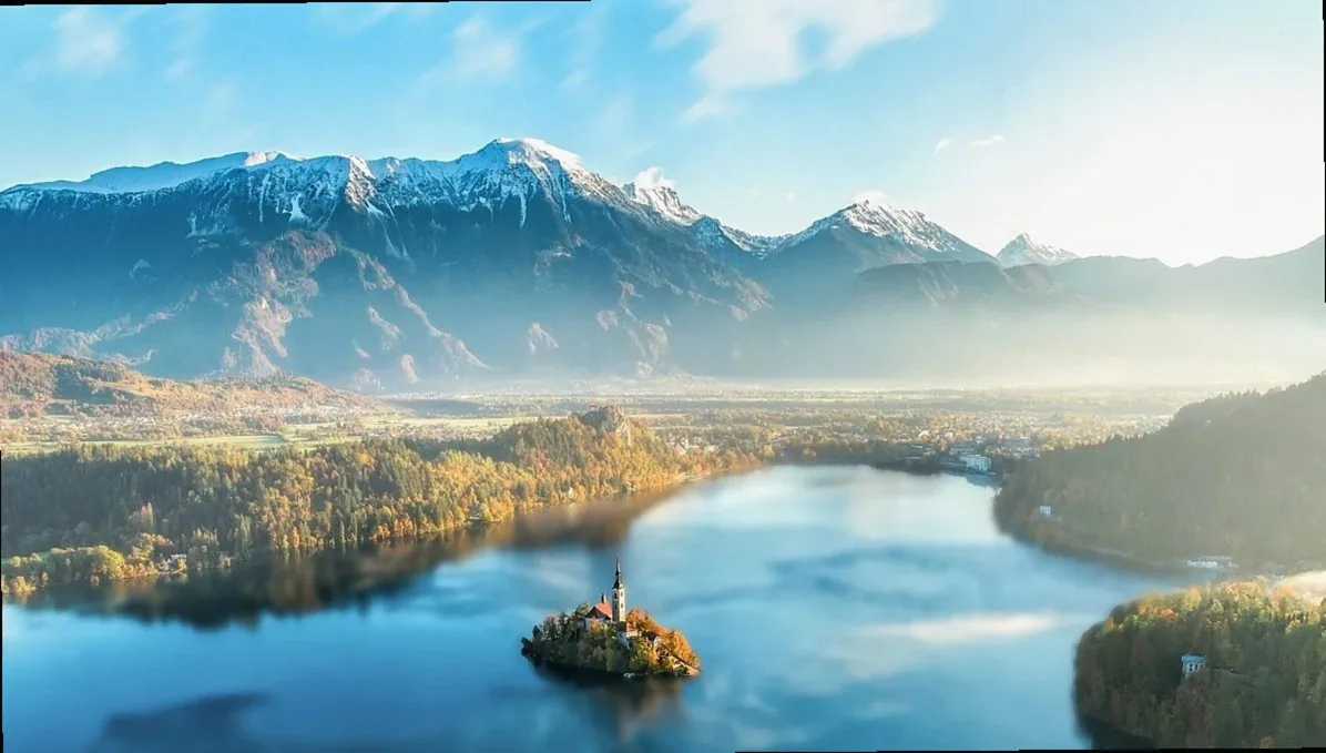 mountains, lake, fog, foggy, haze, misty, mountainous, island, mountain landscape, alps, alpine, nature, landscape, bled